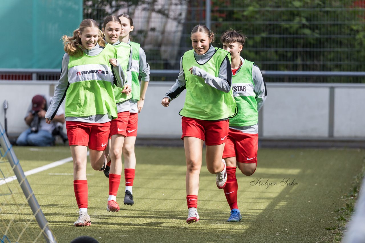 Bild 216 - wBJ Lotto Pokal Finale  Eimsbuetteler TV - Hamburger SV : Ergebnis: 0:3